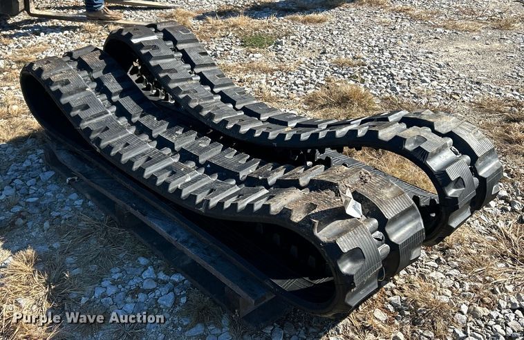 image for item ET6509 Skid steer tracks