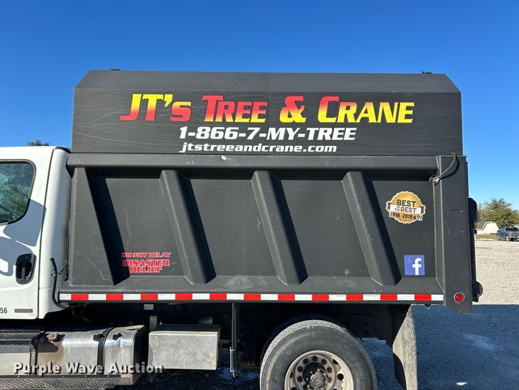 image for item ET6511 2009 Freightliner Business Class M2 Chipper truck