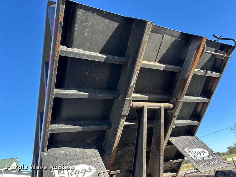 image for item ET6511 2009 Freightliner Business Class M2 Chipper truck