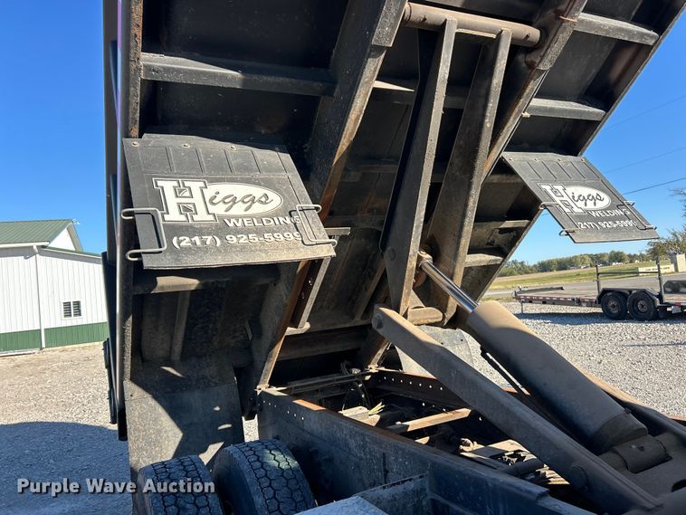 image for item ET6511 2009 Freightliner Business Class M2 Chipper truck