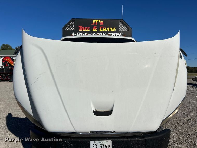 image for item ET6511 2009 Freightliner Business Class M2 Chipper truck