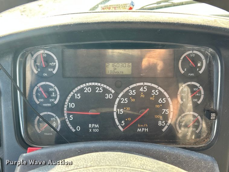 image for item ET6511 2009 Freightliner Business Class M2 Chipper truck