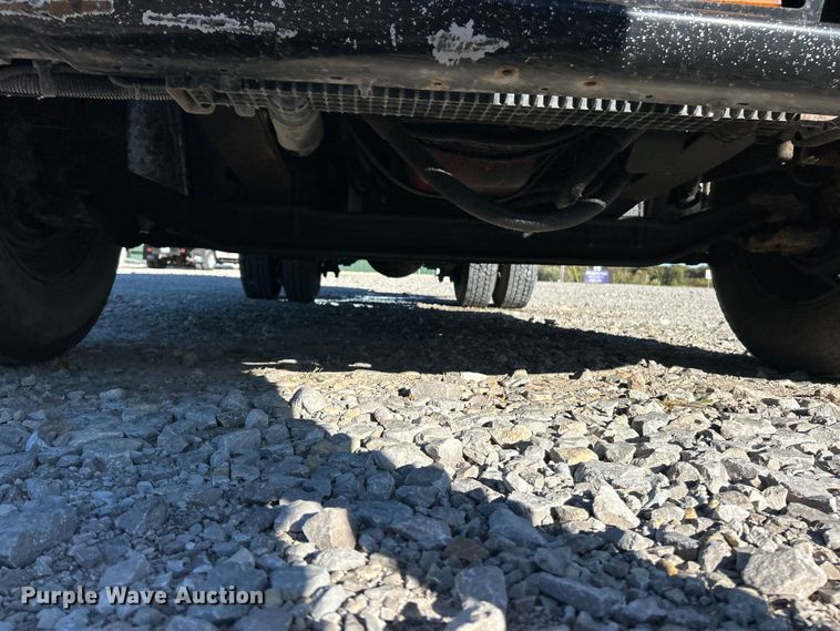 image for item ET6511 2009 Freightliner Business Class M2 Chipper truck