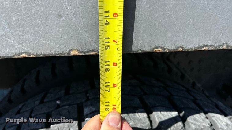 image for item ET6518 2012 Western Star 4900SB grapple crane truck