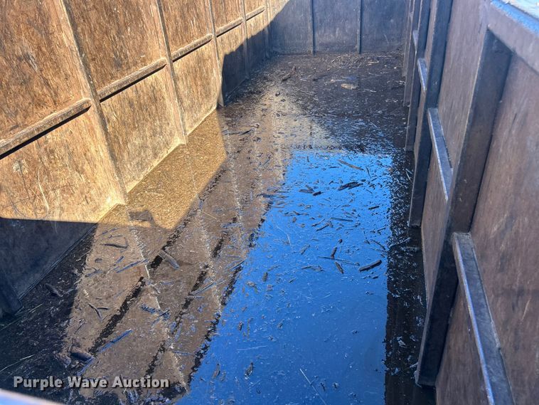 image for item ET6518 2012 Western Star 4900SB grapple crane truck