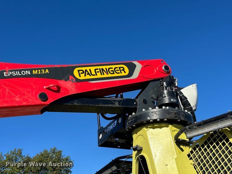 image for item ET6518 2012 Western Star 4900SB grapple crane truck