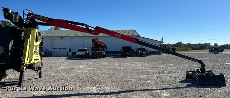 image for item ET6518 2012 Western Star 4900SB grapple crane truck