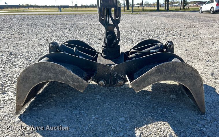 image for item ET6518 2012 Western Star 4900SB grapple crane truck