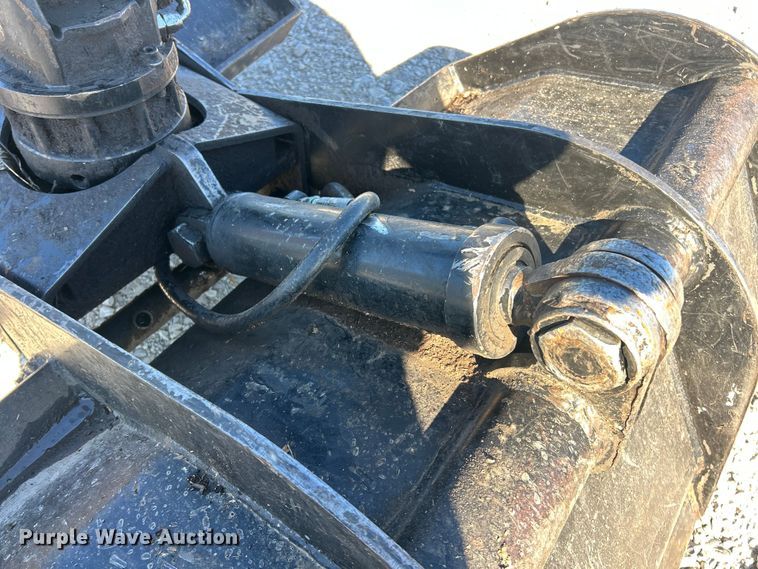 image for item ET6518 2012 Western Star 4900SB grapple crane truck