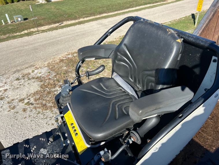 image for item ET6518 2012 Western Star 4900SB grapple crane truck