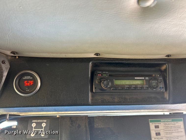 image for item ET6518 2012 Western Star 4900SB grapple crane truck