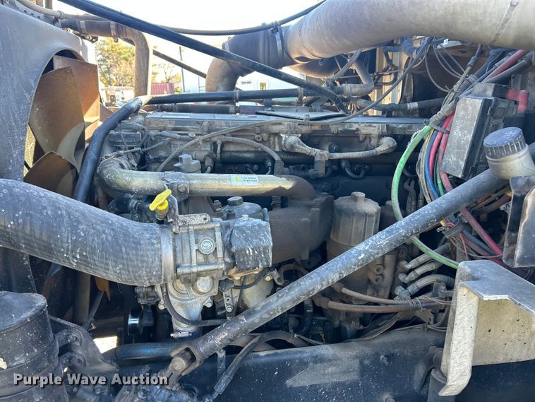 image for item ET6518 2012 Western Star 4900SB grapple crane truck