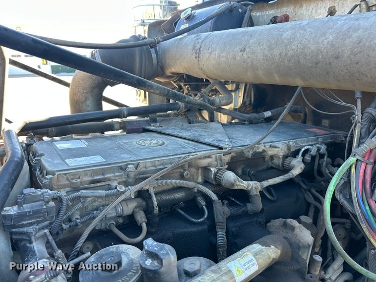 image for item ET6518 2012 Western Star 4900SB grapple crane truck