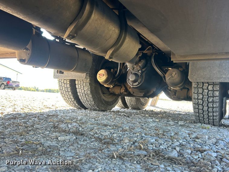 image for item ET6518 2012 Western Star 4900SB grapple crane truck