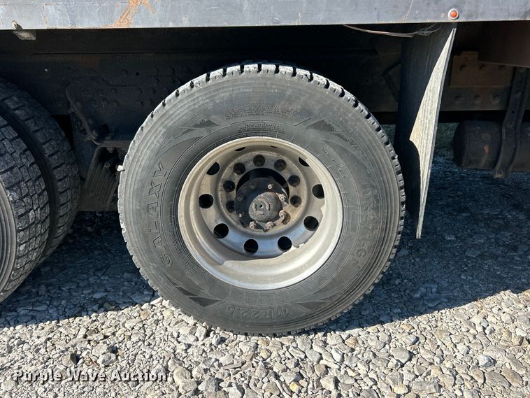 image for item ET6518 2012 Western Star 4900SB grapple crane truck