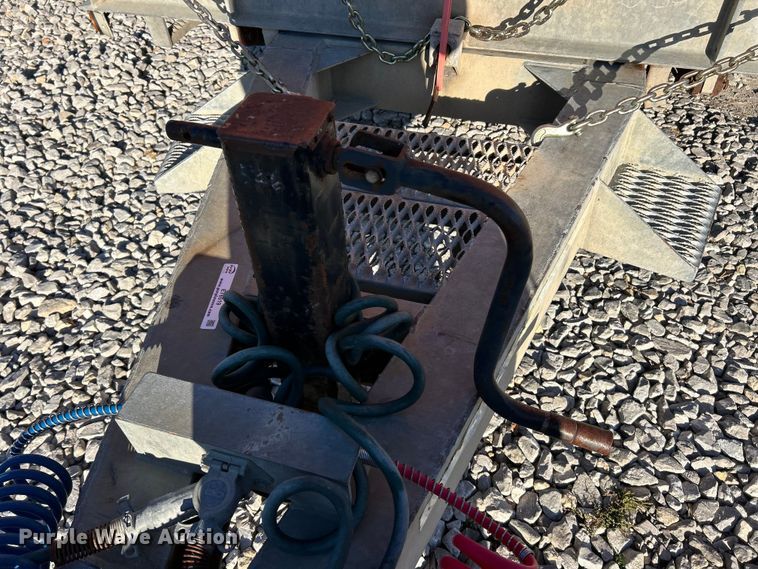 image for item ET6519 2004 American Trailer tilt deck container trailer