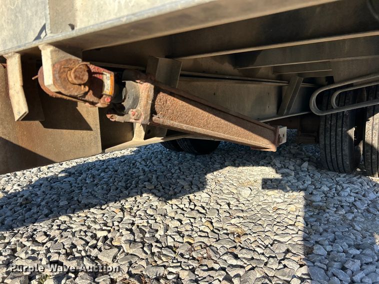 image for item ET6519 2004 American Trailer tilt deck container trailer