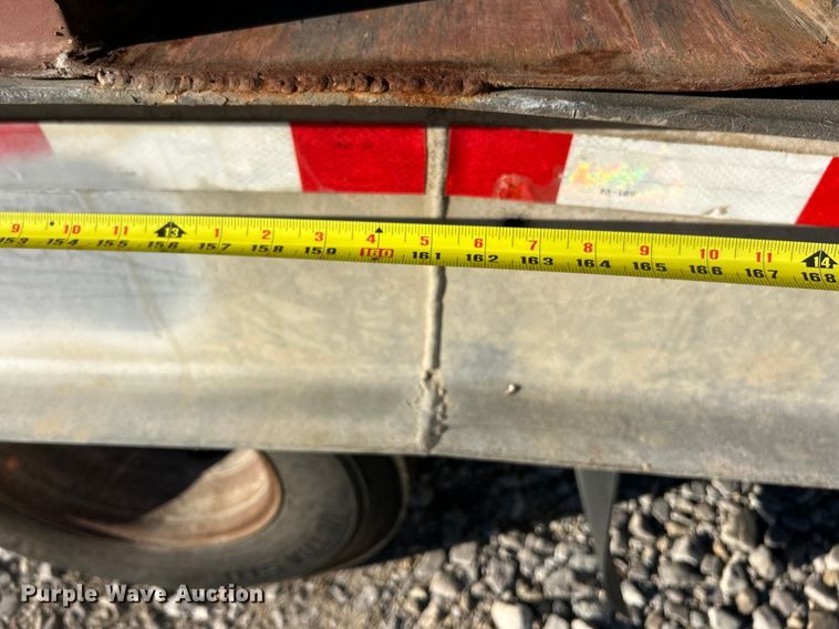 image for item ET6519 2004 American Trailer tilt deck container trailer