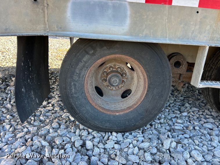 image for item ET6519 2004 American Trailer tilt deck container trailer