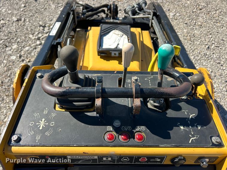 image for item ET6520 2018 Vermeer S925TX compact utility loader