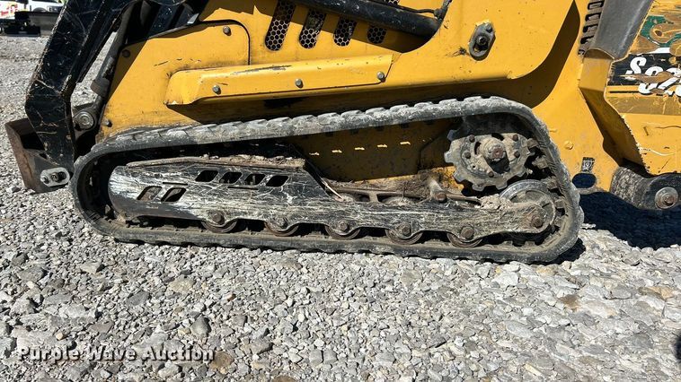 image for item ET6520 2018 Vermeer S925TX compact utility loader