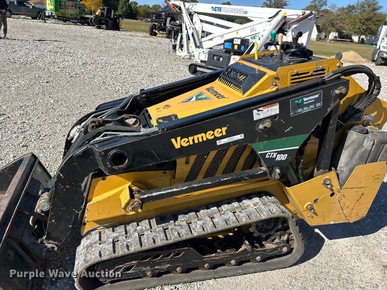 image for item ET6521 2018 Vermeer CTX100 compact utility loader