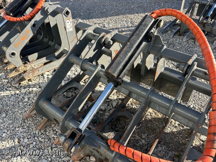 image for item ET6524 Ryan's Equipment 448 skid steer grapple bucket