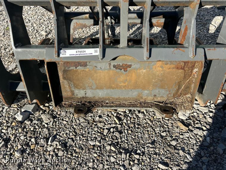 image for item ET6524 Ryan's Equipment 448 skid steer grapple bucket