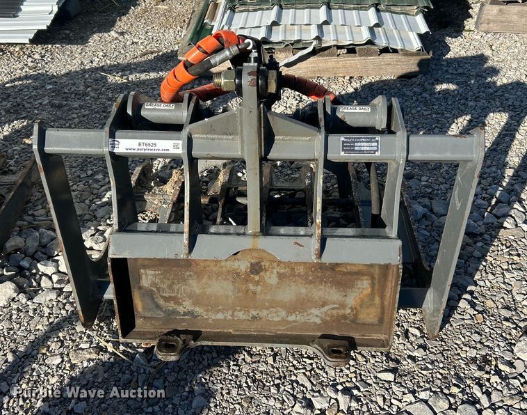 image for item ET6525 Ryan's Equipment 436 skid steer grapple bucket