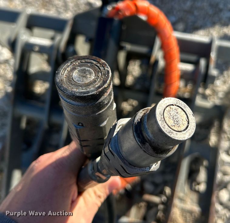 image for item ET6525 Ryan's Equipment 436 skid steer grapple bucket