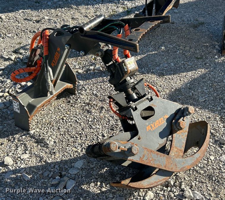 image for item ET6526 Ryan's Equipment 4252 skid steer log grapple