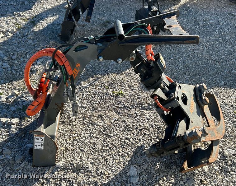 image for item ET6526 Ryan's Equipment 4252 skid steer log grapple