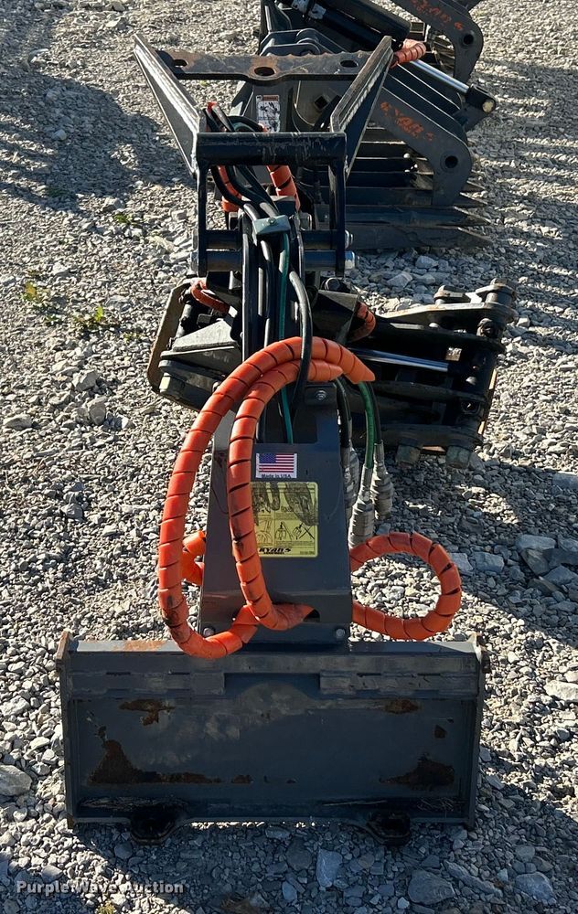 image for item ET6526 Ryan's Equipment 4252 skid steer log grapple