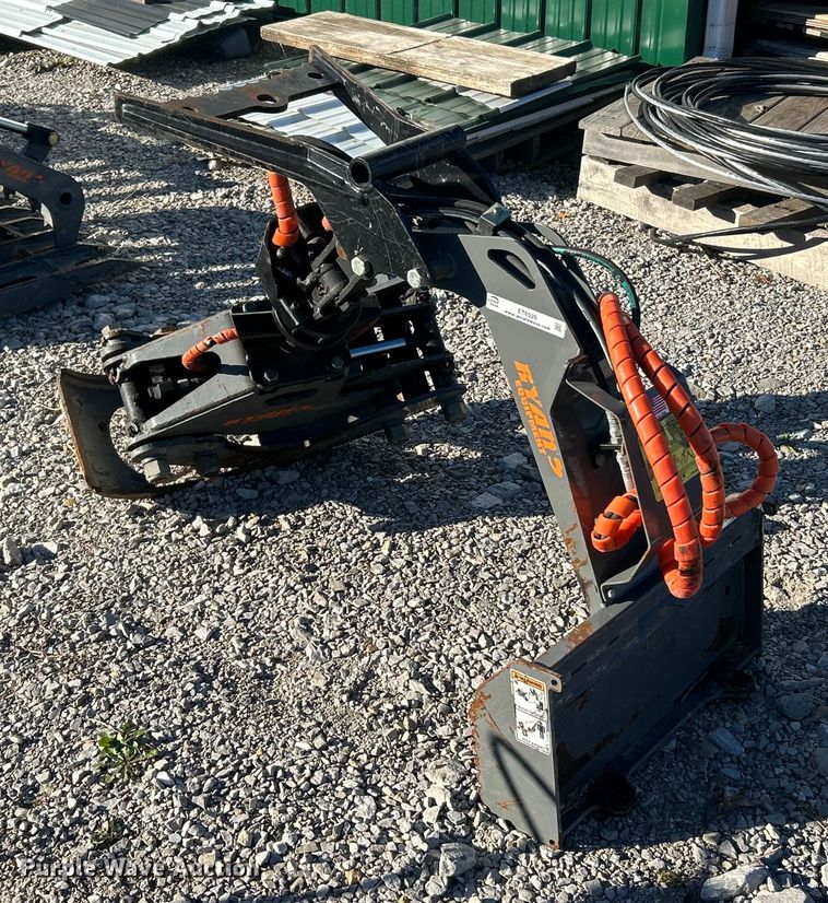 image for item ET6526 Ryan's Equipment 4252 skid steer log grapple