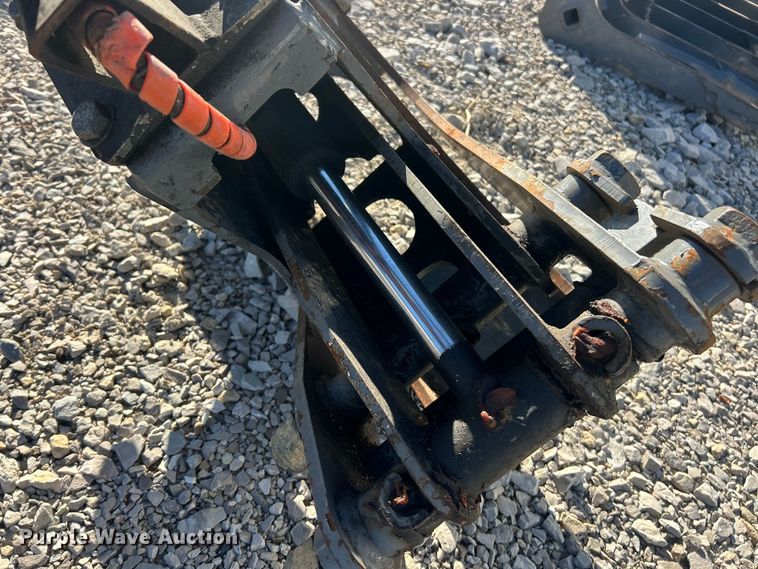 image for item ET6526 Ryan's Equipment 4252 skid steer log grapple