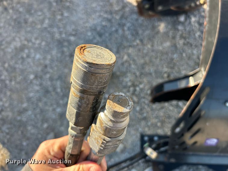 image for item ET6527 Skid steer grapple