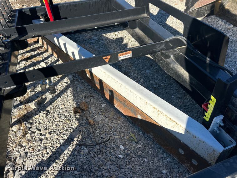 image for item ET6530 Norden CG84-SKD skid steer grader