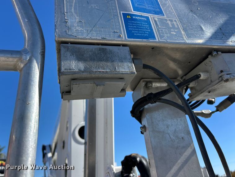 image for item ET6532 2022 CTE 230 boom lift