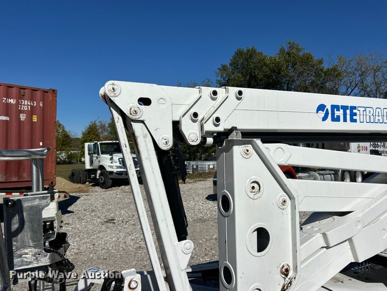 image for item ET6532 2022 CTE 230 boom lift