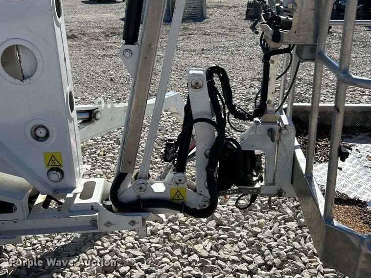 image for item ET6532 2022 CTE 230 boom lift