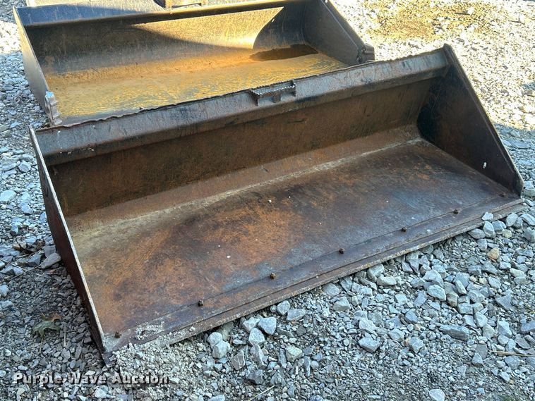 image for item ET6535 Skid steer bucket