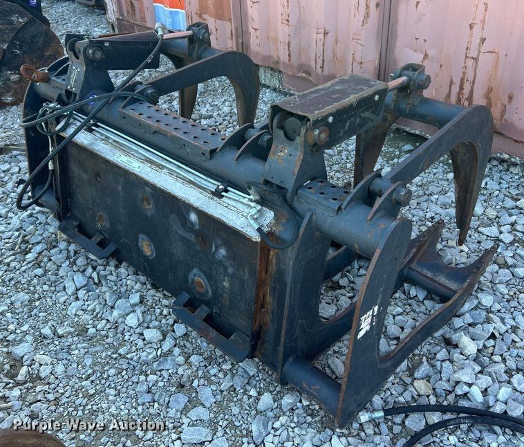 image for item ET6537 2012 Bobcat GRPL 72 ROOT skid steer grapple bucket