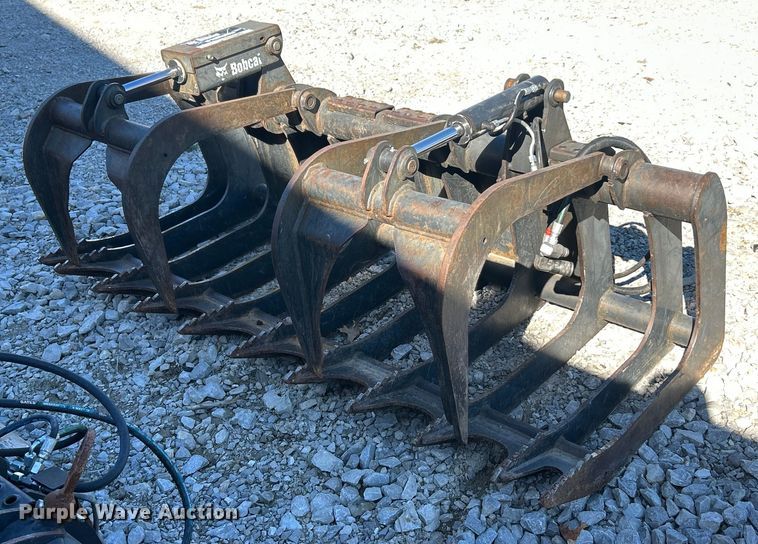 image for item ET6538 2014 Bobcat GRPL 82 ROOT skid steer grapple bucket