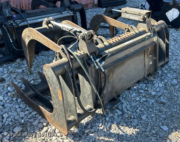 image for item ET6538 2014 Bobcat GRPL 82 ROOT skid steer grapple bucket
