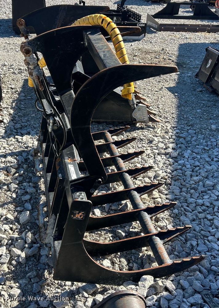 image for item ET6539 Tomahawk skid steer grapple bucket