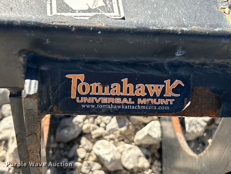 image for item ET6539 Tomahawk skid steer grapple bucket