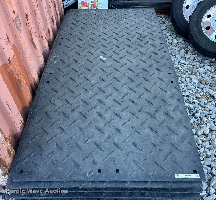 image for item ET6543 (17) crane mats