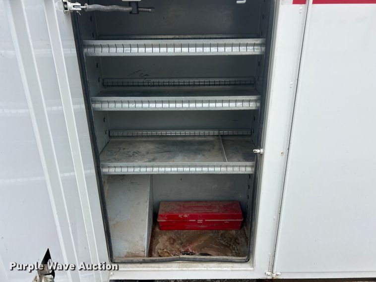 image for item ET6562 2012 International 4400 bucket truck