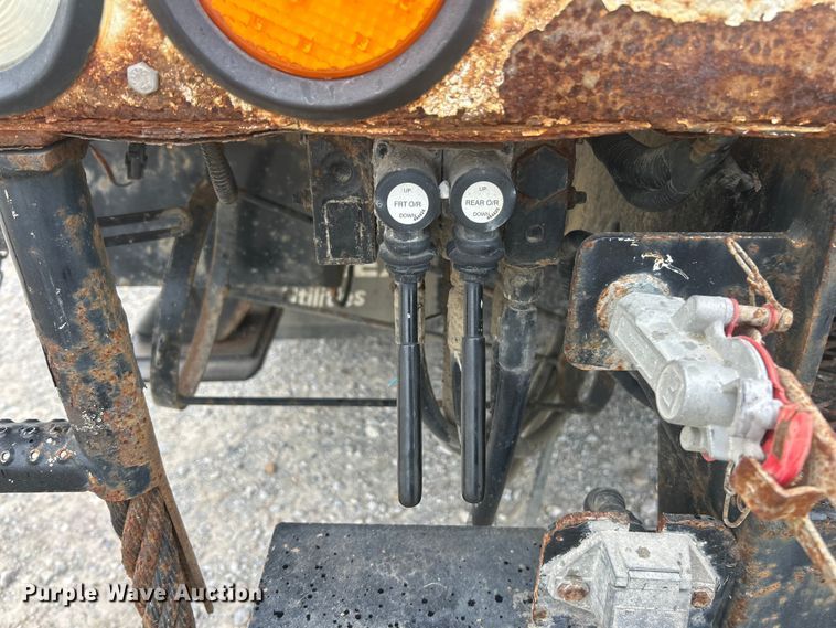 image for item ET6562 2012 International 4400 bucket truck