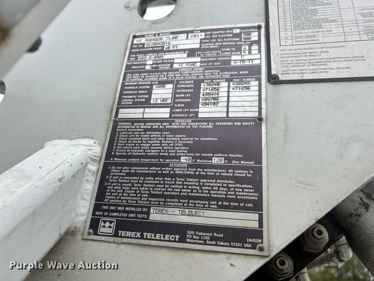 image for item ET6562 2012 International 4400 bucket truck